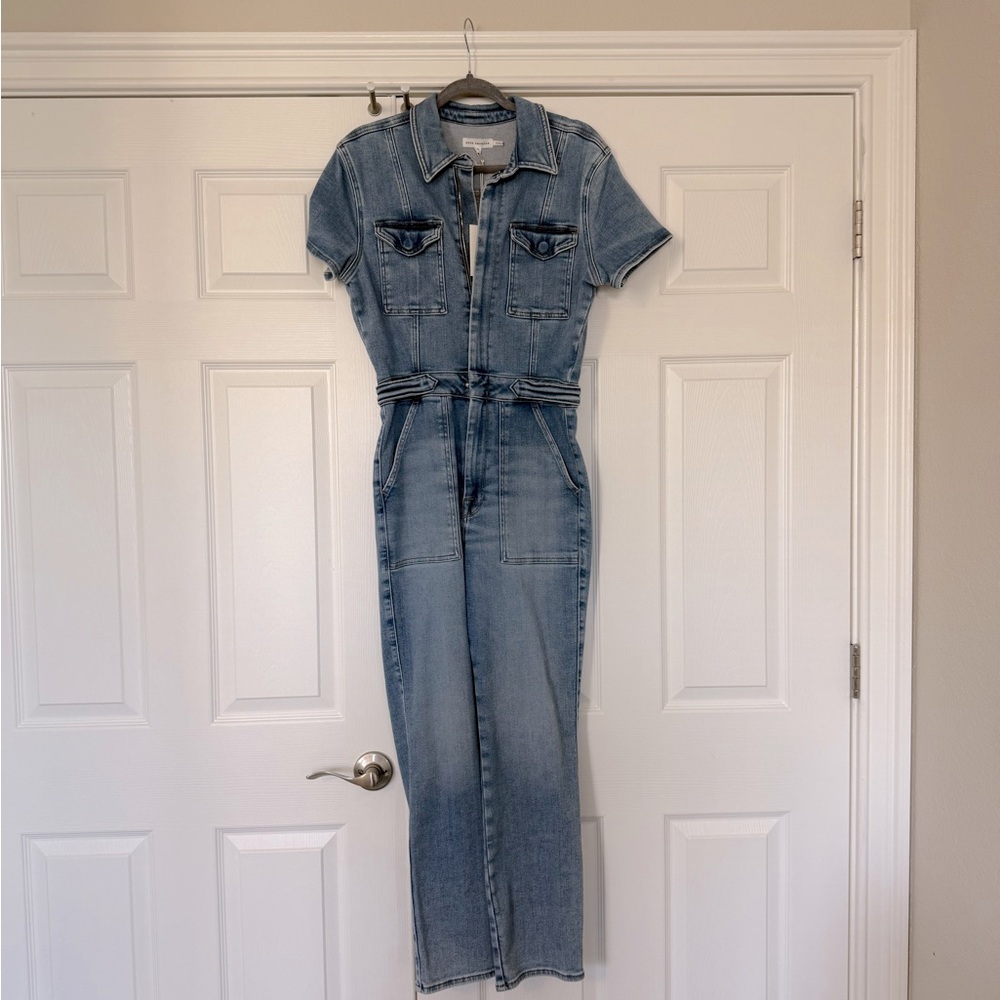 ✨new with tags✨ stretch denim zip up jumpsuit